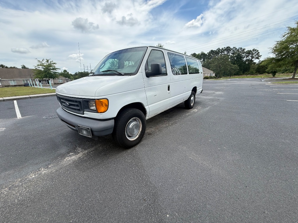2006 Ford Econoline Wagon